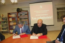 Biləsuvar Təhsil Kompleksi ilə daha bir institut arasında memorandum imzalanıb