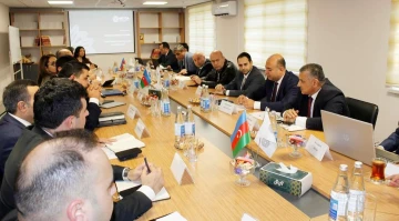 Məktəb və bağçalarda kommunal xidmətlərin təşkili müzakirə edilib