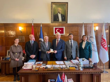 LDU-nun nümayəndə heyəti Ankara Universitetində olub