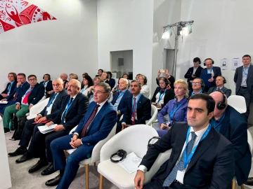 Həsən Həsənli Rusiyanın Elm və Ali Təhsil Nazirliyi yanında Ekspert Şurasının iclasında iştirak edib