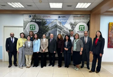 BMU Sankt-Peterburqdakı universitetlərlə əməkdaşlıq imkanlarını müzakirə edib
