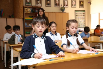 Məktəblərdə payız tətili başa çatıb