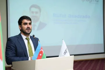 Çin səddini “aşan” azərbaycanlı pedaqoqla MÜSAHİBƏ