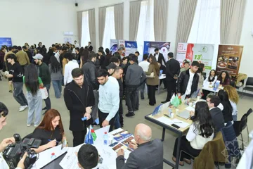 Peşə təhsili müəssisələrinin məzunları üçün əmək yarmarkası keçirilib