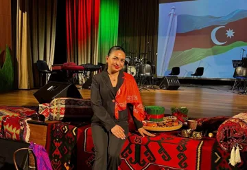 SABAH məzunu Londonda keçirilən rəsm sərgisində I yeri tutub