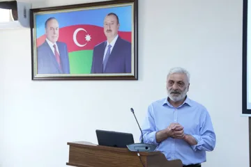 NDU-da “Beynəlxalq təlim aylığı” çərçivəsində professor Qərib Mürşüdov təlim keçib