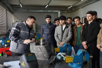 Sənaye və İnnovasiyalar üzrə Bakı Dövlət Peşə Təhsil Mərkəzində infotur olub