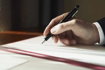 Mindən artıq elmi iş plagiat çıxıb