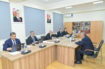 Elm və təhsil naziri Daşkəsəndə vətəndaşları qəbul edib