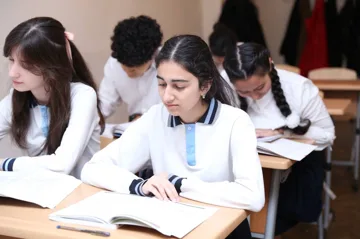 Dərsliklərin dili şagirdlər üçün anlaşılandırmı?