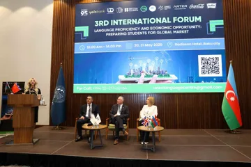 UNEC-də III Xarici Dil Müəllimləri Forumu keçirilib