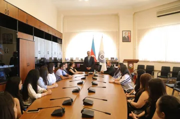 Yüksək bal toplayan abituriyentlər üçün Ombudsman Aparatına info-tur təşkil edilib