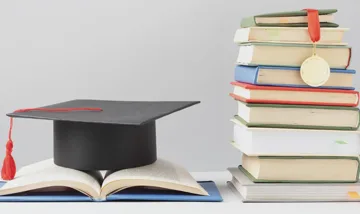 Avropada tam ştatlı məcburi təhsildə tövsiyə edilən illik tədris müddəti 2024/2025