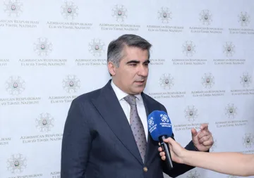 Tələbə ayda 550 manat təqaüd ala bilər – Nazirin müşaviri