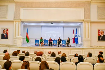 Gənclərin dünyasında süni zəkanın imkanları müzakirə olunub