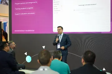 “Rəqəmsal məktəb” layihəsinin beynəlxalq sərgidə təqdimatı olub
