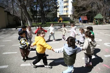 Uşaqlar oktyabradək qış, mayadək yay geyimləri ilə təmin olunmalıdır – TƏLƏBLƏR