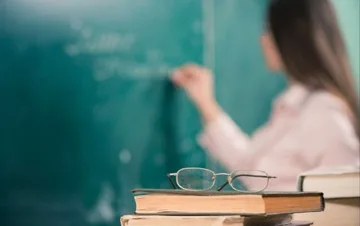 12 mindən çox müəllimə təlimlər keçirilib