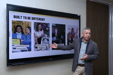 Vaterlo Universitetinin professoru AzMİU-da seminarlar keçəcək
