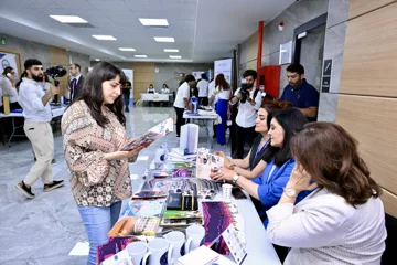 Bakıda ali məktəblərin sərgisi keçirilir
