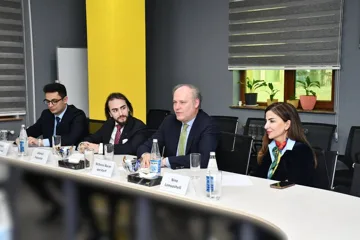 EATDA-da "ZEISS" şirkətinin təmsilçisi ilə görüş keçirilib