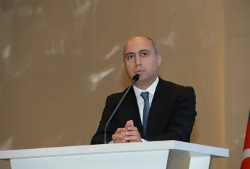 “Biologiya” dərsliklərimiz beynəlxalq standartlara uyğun deyil – Nazir