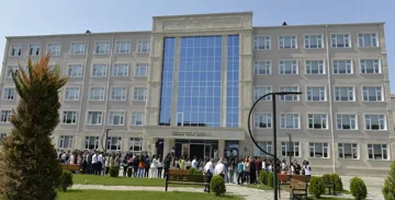 LDU “Məzunların məşğulluq reytinqi”ndə ilk beşlikdə yer alıb