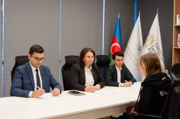 “Qırmızı Ürəklər” təqaüd proqramının müsahibə mərhələsi başlayıb