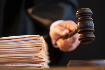 Məhkəmə işdən çıxarılan bağça müdirinin iddiasını təmin etməyib
