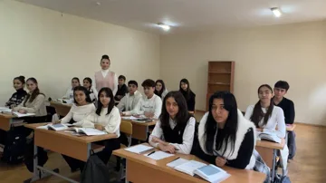 “Bu layihə müəllimi də, şagirdi də dəyişir” – Valideynlər razılıq edirlər