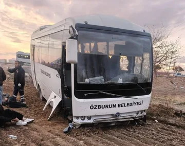 Türkiyədə məktəbli avtobusu qəzaya uğrayıb