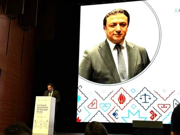 Yusif Vəliyev: Gənclərimiz intellektual, vətənini sevən şəxslər kimi formalaşırlar