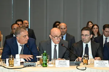 Nazir müavini Birgə Hökumətlərarası Komissiyanın 8-ci iclasında çıxış edib