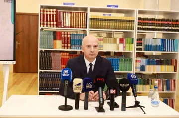 Nazir sertifikatlaşdırma ilə bağlı müəllimlərə tövsiyə verdi