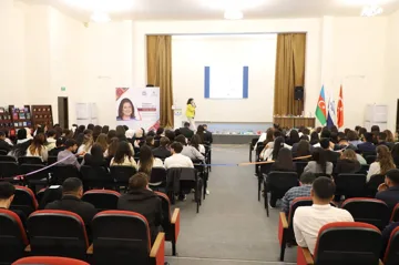 LDU-da “Ustad dərsi”nə başlanıb